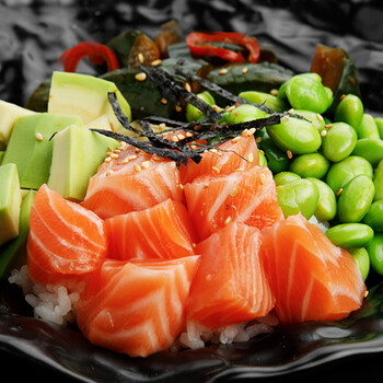 Поке и салаты