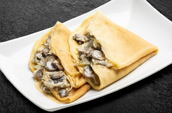 Блины с жюльеном