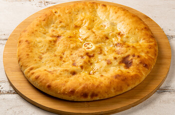 Осетинский пирог с курицей и картофелем