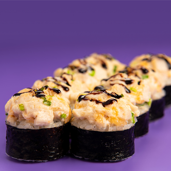 Запеченный ролл с курицей