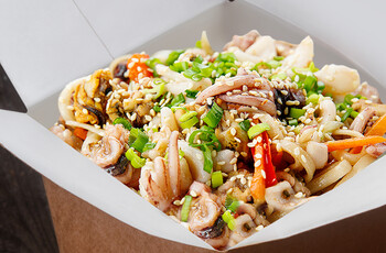 Удон с морепродуктами