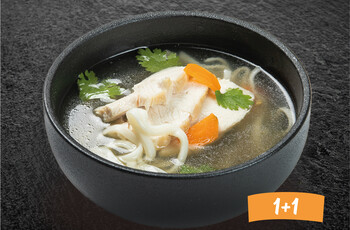 Суп куриный с лапшой