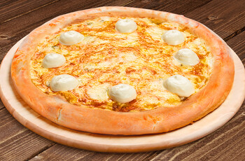 Пицца Кон Формаджио
