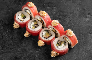 Ролл Магуро с тунцом