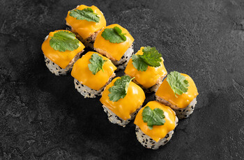 Ролл Чеддер чиз с угрем