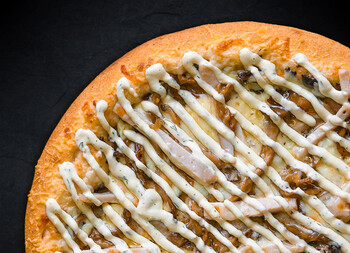 Грибная с цыплёнком и сулугуни 30 см (толстое с сыром)