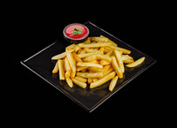 Картофель фри с кетчупом