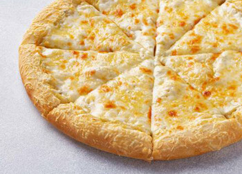 Пицца 4 сыра 30 см на толстом с сыром