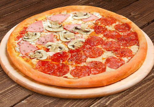 Пицца 2 в 1: Пепперони и Прошутто Фунги 30 см на тонком тесте