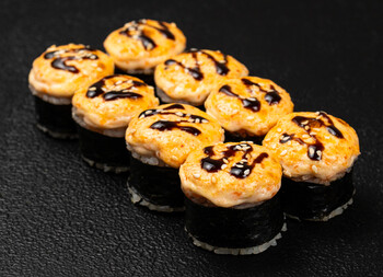 Запеченный ролл с тунцом