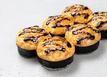 Яшими с лососем