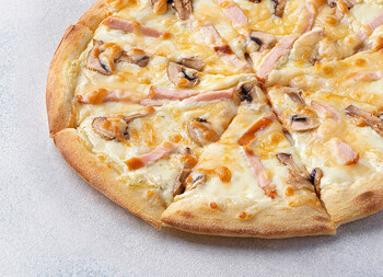 Пицца Пикантный цыплёнок сулугуни